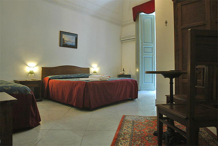Miseria E Nobilta', Napoli, Italy, Italy bed and breakfasts and hotels